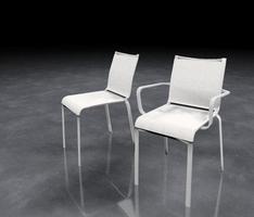two bontempi-chairs (1)